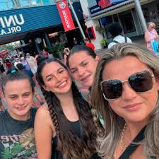 Immigrant rights groups and immigration law experts are raising concerns  after the Department of Homeland Security announced that it is creating an  online database designed to keep track of migrants over the