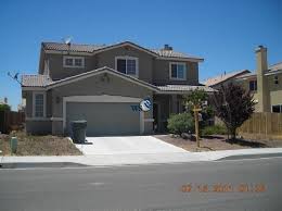 Rent Lease Clean Two Story House With Over 2100 Sq Ft Living Area Victorville House Two Story Homes Living Area