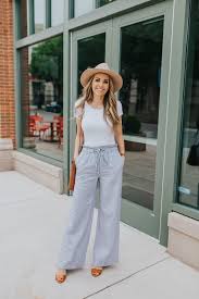Black And White Striped Wide Leg Pants Outfit Wide Leg Pants Outfit Ideas Merrick S Art Wide Leg Pants Outfit Leg Pants Outfit Linen Pants Outfit