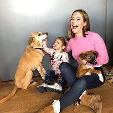 Cheira mal, cheira a lisboa. Ex Deputada Joana Amaral Dias Volta A Ser Mae Pela Terceira Vez Nacional Flash