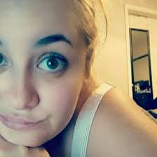 Olivia Moll's Instagram, Twitter & Facebook