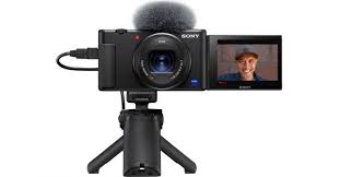 The easiest way to set up your nikon camera as a webcam is to use the new nikon webcam utility. How To Use Your Dslr As A Webcam Updated