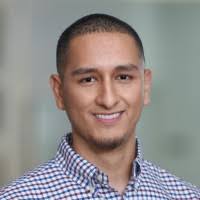 7300+ perfiles de «Castelan»