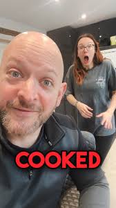 Head in picnic basket (Prank!!) 🤣 Neil Henry Bash The Entertainer