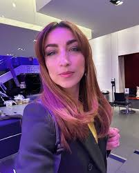 Bits and pieces of a beautiful night. 💪🏻 HH 🏆 body to WORK! I was  invited to present part of the nominees for the 2024 Helen Hayes Awards  along with this year's