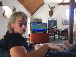 Carlo stevering m fantastische plek in eefde in een landelijke omgeving ligt het tweede huis van de matthijs van nieuwkerk. Twitter à¤ªà¤° Hard Gras Zo Kijkt Matthijs De Finale Doe Ook Mee Aan Onze Winactie Op Instagram Laat Ons Zien Hoe Jij Kijkt En Maak Kans Op De Nieuwste Hard Grasbundel Zet