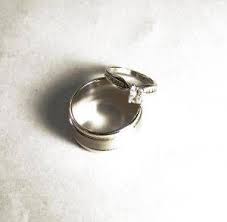 How To Clean White Gold Rings White Gold Rings Cleaning Jewelry White Gold Jewelry