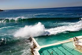 A Pool That Lets In The Sea Unheated So Its Environmentally Friendly Http Icebergs Com Au Facilities Pool Bondi Icebergs Indoor Outdoor Pool Pool