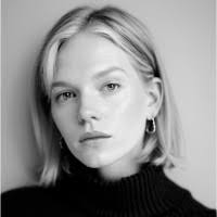 40+ "Zoe Wolf" profiles