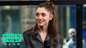Join natalia on instagram and twitter. Natalia Dyer Opens Up About Her Biggest Challenge As An Actress Youtube