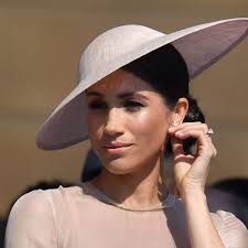 Herzogin meghan setzt genau das seit einem jahr in die tat um und zwar mithilfe ihrer großen. Herzogin Meghan Schmuddelige Tv Szene Aufgetaucht Peinlich Fur Palast Boulevard