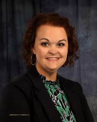Meet Amanda Miller, CR-B's new 6-12 Principal! Where'd you go to school:  University of IOWA-GO HAWKS Drake University Morningside-IPLA What you'll  be teaching/doing: 6-12 Secondary Principal Number of years in education: 14