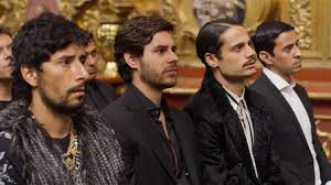 The cuervos of nuevo toledo. Club De Cuervos Netflix Offizielle Webseite