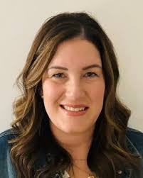 Cara Stapleton's Instagram, Twitter & Facebook