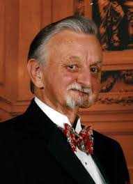 Walter Kraus's Instagram, Twitter & Facebook