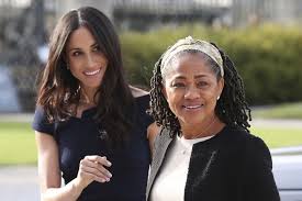 Prinz harry und seine meghan erwarten ihr erstes kind. Herzogin Meghan Ist Schwanger Das Sagt Ihre Mutter Gala De