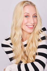 Holly Spink's Instagram, Twitter & Facebook