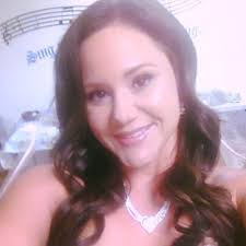 Julie Hilligoss's Instagram, Twitter & Facebook