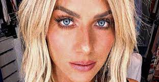 She is 34 years old and is a virgo. Giovanna Ewbank Net Worth 2021 Height Age Bio Dating Wiki