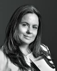 Laura Semple's Instagram, Twitter & Facebook