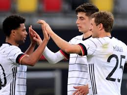 Serge david gnabry (born 14 july 1995) is a german professional footballer who plays as a winger for bundesliga club bayern munich and the germany national team. Die Mannschaft Hat Ein Gesicht Kann Die Dfb Elf Auch Gegen Weltmeister Frankreich Bestehen Nnn De
