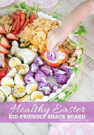 Healthy Easter Toddler Snack Board Freutcake In 2020 Healthy Easter Snacks Healthy Easter Recipes Healthy Easter