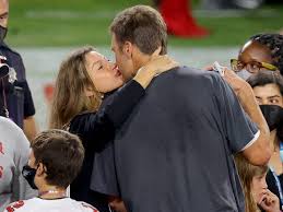Tom brady and gisele bündchen living their best lives in costa rica after they're. Mhgipfkkl3ne3m