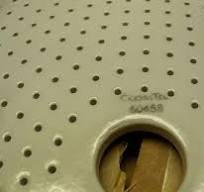 PORCELAIN DESICCATOR PLATE WITH STAND, 95MM DIA. | Geyer Instructional