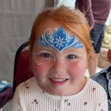 Gray Facepainting and Arts...