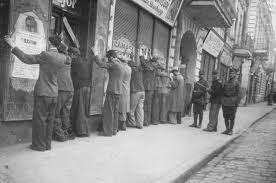 13.6% din evreii romani locuiau la oras. ManifestÄƒri De Amploare La IaÈ™i Organizate Pentru Comemorarea A 80 De Ani De La Pogromul Din Iunie 1941