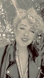 Night Blooming Jasmine” 🌿🧧🫐 I want you, rocking by inside my heart, D.  L💫 #davidlynch #davidlynchworld #davidlynchfoundation #davidlynchfan  #davidlynchart