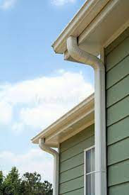 Rain Gutters On A Home Rain Gutters Or Downspouts On A Home Affiliate Gutters Rain Downspouts Home Ad Gutters Diy Gutters How To Install Gutters