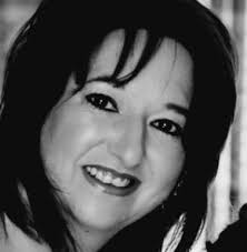 The biggest warning signs of hormone imbalances...👆 There is a lot you can  learn about your body and your hormones by listening to your symptoms. If  you choose to do testing, you