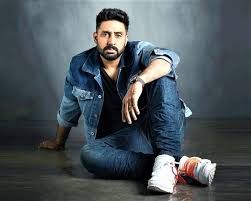 The love story of this charismatic couple is truly charming and beautiful. Abhishek Bachchan Is Happy With The Work He S Getting Masala Com
