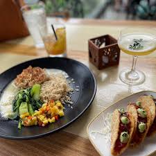 Fish tacos at hula grill kaanapali the fish tacos here are amazing! Monkeypod Kitchen By Merriman Gluten Free Lahaina 2021