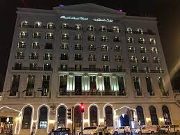 Konaklamanız için fiyatları karşılaştırın ve en iyi teklifi alın. Window View Picture Of Royal Ascot Hotel Dubai Tripadvisor