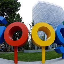 Some cities have parades and cultural performances. Google Fotos Podria Recordar Mas Que Nosotros En El Futuro