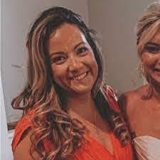 Diana Seaman's Instagram, Twitter & Facebook