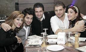 لو حطيتو نفسكم مكاني كنتوا حتعملوا أكتر من كده. Ø¨Ø§Ù„ØµÙˆØ±Ø© Ø²ÙˆØ§Ø¬ Ø¨Ø³Ù…Ø© Ø¨ÙˆØ³ÙŠÙ„ Ù‚Ø¨Ù„ ØªØ§Ù…Ø± Ø­Ø³Ù†ÙŠ ÙˆØ°ÙƒØ±ÙŠØ§Øª Ø³ØªØ§Ø± Ø§ÙƒØ§Ø¯ÙŠÙ…ÙŠ ØªØ¹ÙˆØ¯ Ù„Ù„ÙˆØ§Ø¬Ù‡Ø© Ø§Ù„Ù…Ø¯ÙŠÙ†Ø© Ù†ÙŠÙˆØ²