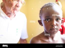 Kenya police officer hi-res stock photography and images