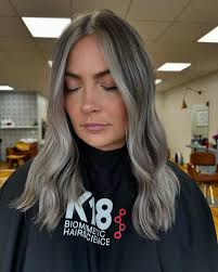 Holy mermaid hair😍😍 2 rows of 22 inch invisible bead extensions!! Keep  swiping for her flip up!