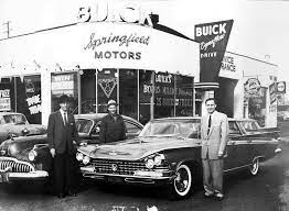 Sharp Dressers Down At Springfield Buick 1959 Vintage Cars Buick Car Dealership