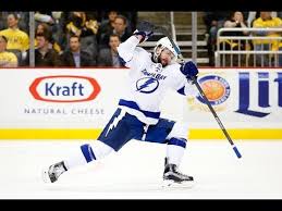 He's going to slide the puck to the left and shoot. Nikita Kucherov 86 How To Tape Your Stick Youtube