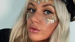 Woman who invented the "glitter boob" trend now set to make £50m a year