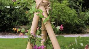 Les objets en bambou sont à la mode dans les jardins. Creer Un Support Pour Plantes Grimpantes Plein Soleil Truffaut Youtube