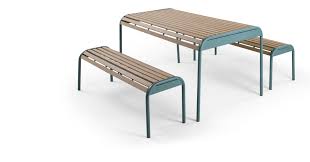 Mead Un Set Avec Table Et Banc Bleu Graphite Made Com Table Banc Table Exterieur Table