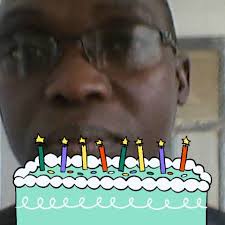 Cheikhal Hadji Abdoul Aziz Sy Dabakh devant la tombe de Serigne Hady Touré  à Fass Touré 🙏🏽