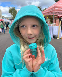 Lydia Snapp's Instagram, Twitter & Facebook