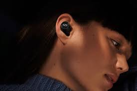 The look is very similar to the original momentum true. Sennheiser Momentum True Wireless 2 Anniversary Review Hypebeast