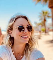 Y'all do not understand the kind of groundbreaking work Jenny Oakley and  everyone in Missouri's Green Angel Network are doing getting FREE cannabis  into patients' hands! This has been a long time